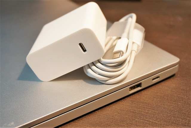 【Xiaomi Mi USB-C Charger】Mi Notebook Airの充電もOK。コンパクト・軽量ながらUSB PD出力もQC 3.0にも対応したMi USB-C Chargerレビュー！