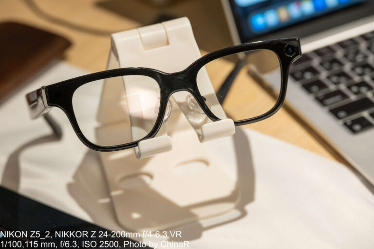 RokidスマートAIグラス発表会:49g超軽量、Snapdragon AR1 Gen1&NXPデュアルチップ搭載。GPT-5・Gemini連携で89言語リアルタイム翻訳やGoogleマップナビを実現。Sony製12MPカメラと両眼Micro LEDを備えた世界No.1機が2/26よりMakuake先行販売開始! RokidスマートAIグラス発表会:49g超軽量、Snapdragon AR1 Gen1&NXPデュアルチップ搭載。GPT-5・Gemini連携で89言語リアルタイム翻訳やGoogleマップナビを実現。Sony製12MPカメラと両眼Micro LEDを備えた世界No.1機が2/26よりMakuake先行販売開始!