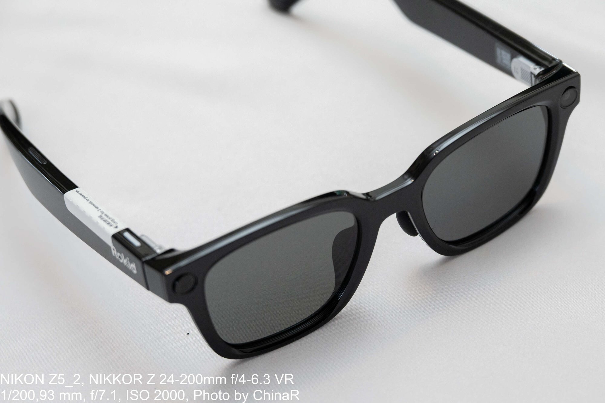 Rokid Ai Glasses Styleを斜め前から見た外観