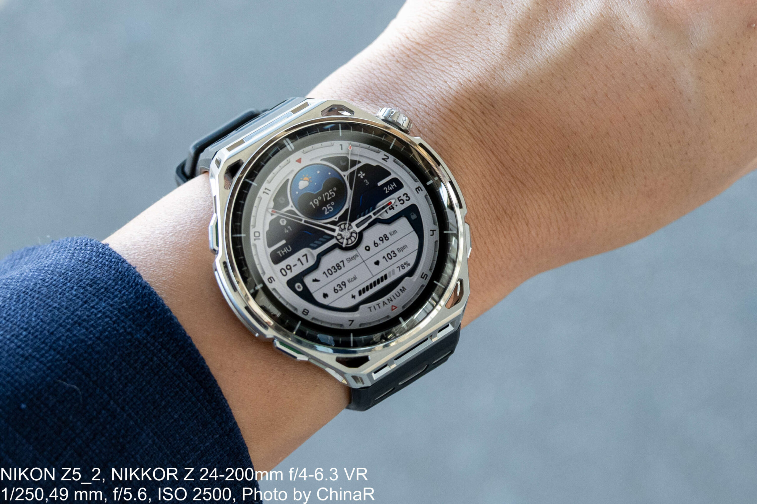 腕に着けたAmazfit Balance 3